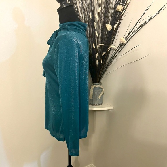 NWT New Directions women Medium long sleeve button down blouse - Picture 7 of 11